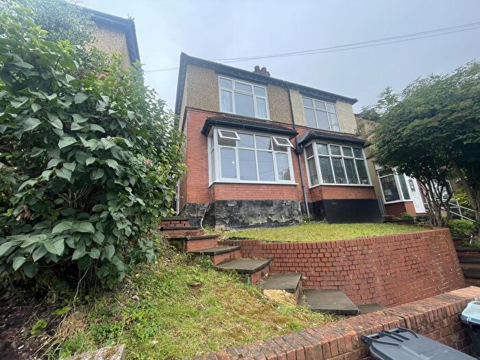 1 Bedroom Apartment To Rent In Russell Rise, Luton, LU1