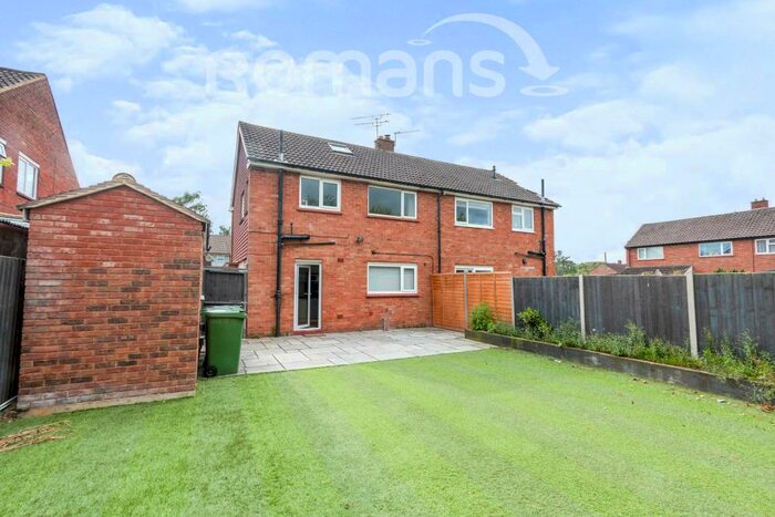 3 Bedroom Semi-Detached House To Rent In Kingston Road, Camberley, GU15