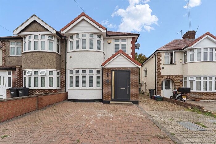3 Bedroom Semi-detached House For Sale In Willow Gardens, Hounslow, TW3