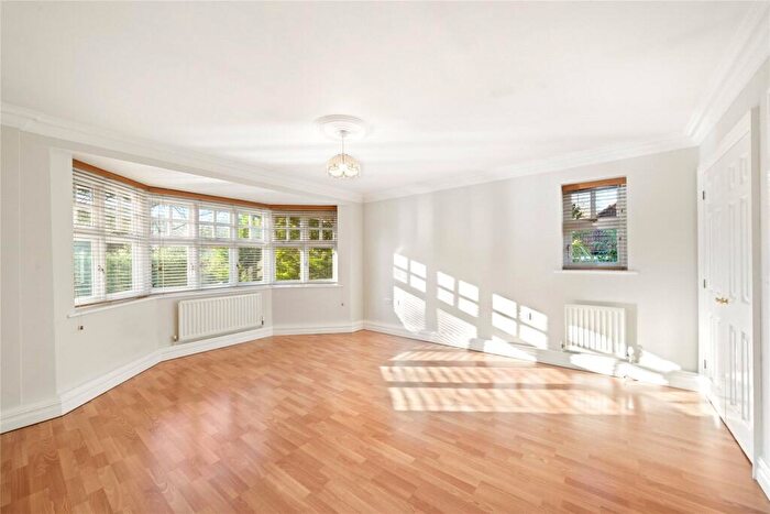 5 Bedroom Detached House To Rent In Hill Close, Cobham, Surrey, KT11