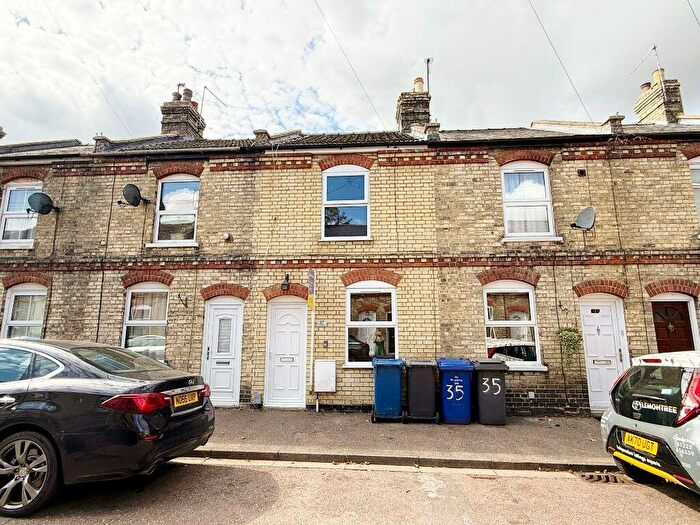 2 Bedroom Terraced House To Rent In Stanley Road, Newmarket, CB8