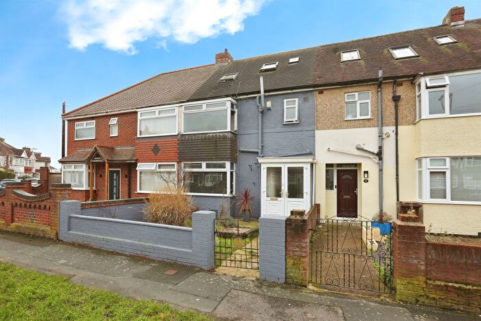 4 Bedroom Terraced House For Sale In Dunkeld Road, Gosport, PO12