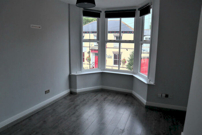 2 Bedroom Flat To Rent In Coltman Street, HU3