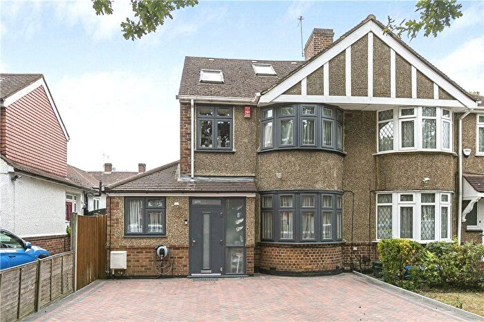 4 Bedroom Semi Detached House To Rent In Hanworth Road, Whitton, Hounslow, TW4