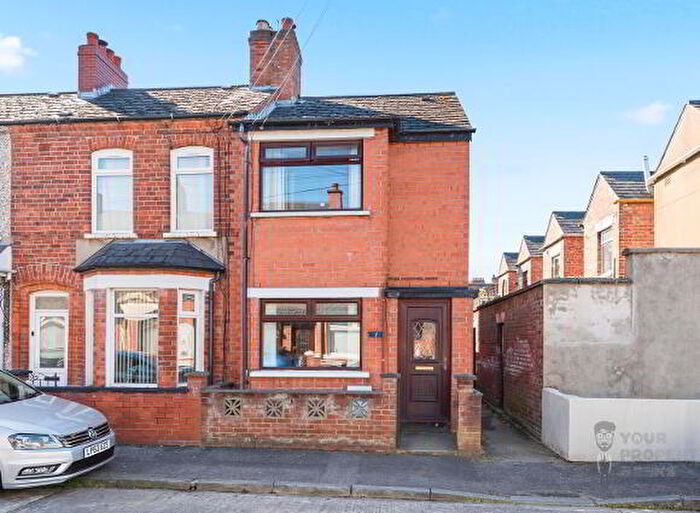 2 Bedroom House For Sale In Crystal Street, Belfast, BT5