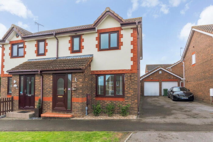 3 Bedroom Semi Detached House For Sale In Appleford Drive, Minster On Sea, Sheerness, ME12