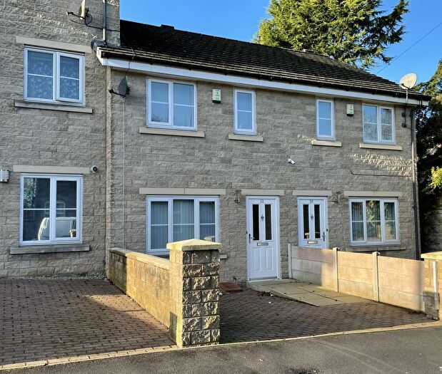 2 Bedroom Town House For Sale In Clifton Street, Clifton Square, Burnley, BB12