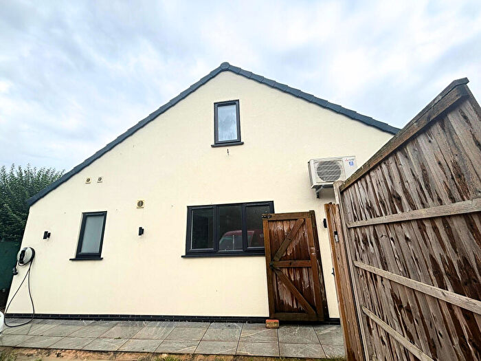 5 Bedroom Detached House To Rent In Moor Lane, Thorpe-on-the-Hill, LN6