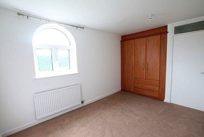 1 Bedroom Apartment For Sale In Finkle Street, Cottingham, East Riding Of Yorkshire, HU16