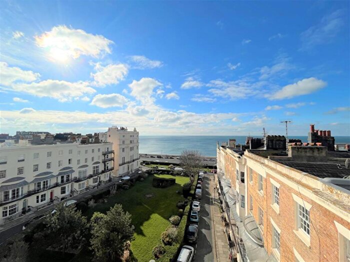 1 Bedroom Flat To Rent In Marine Square, Brighton, BN2
