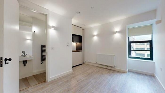 Studio To Rent In College Road, Harrow, HA1