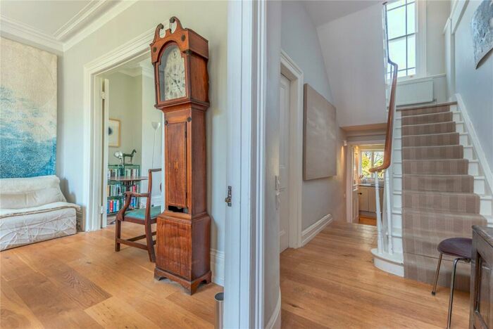 1 Bedroom Flat To Rent In St Pauls Crescent, Camden, NW1