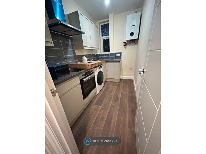 1 Bedroom Flat To Rent In Woodland Road, Bristol, BS8