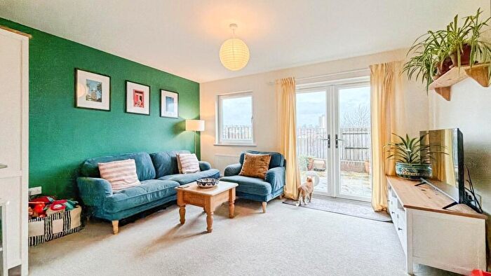 2 Bedroom Semi Detached House For Sale In Mason Close, Bedminster, BS3