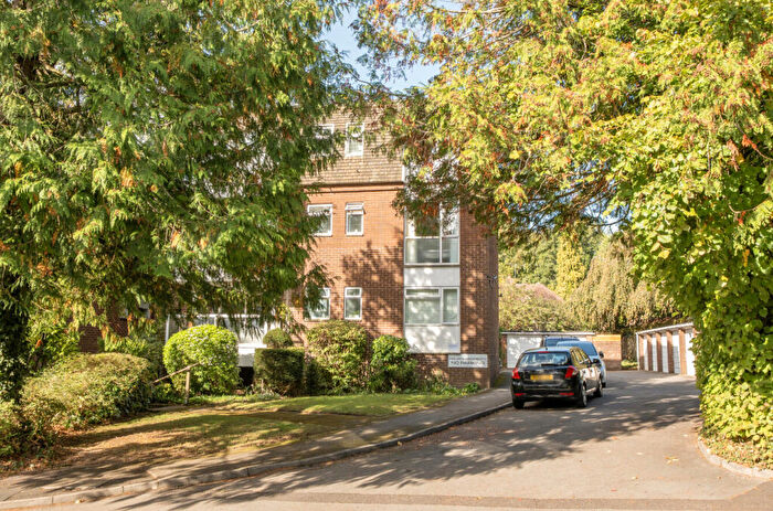 2 Bedroom Apartment For Sale In Christchurch Road, Winchester, Hampshire, SO23