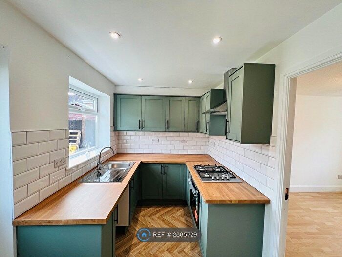 2 Bedroom End Of Terrace House To Rent In Ash Crescent, Nottingham, NG16