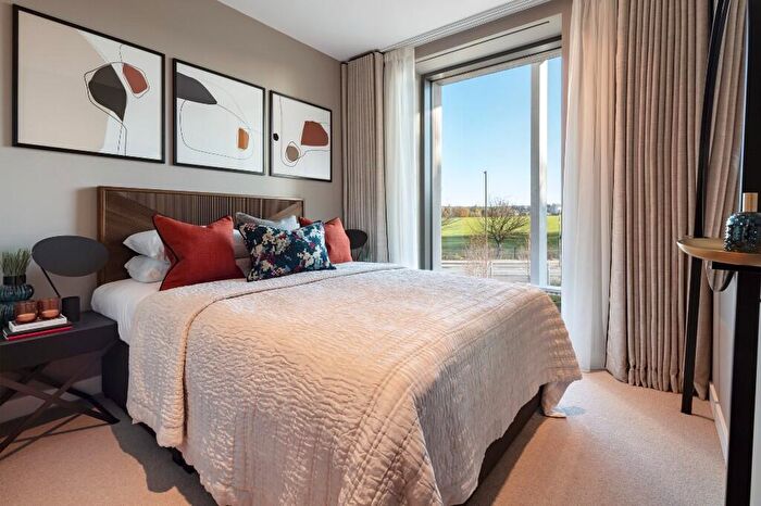 1 Bedroom Apartment To Rent In The Maple, London, NW2