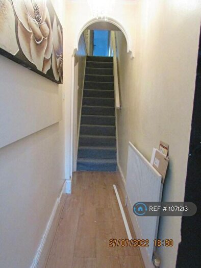 4 Bedroom Terraced House To Rent In Priestfield Road, Gillingham, ME7