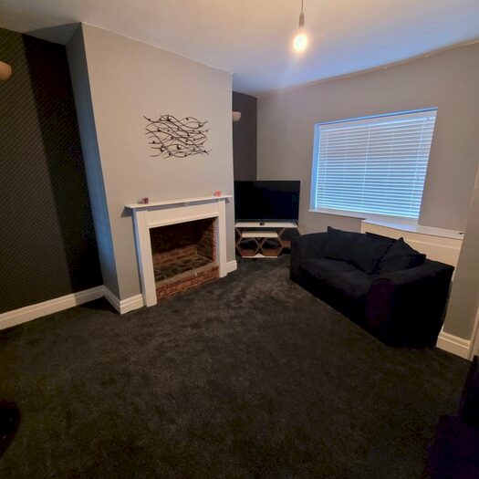 2 Bedroom Terraced House To Rent In Water Street, Radcliffe, M26