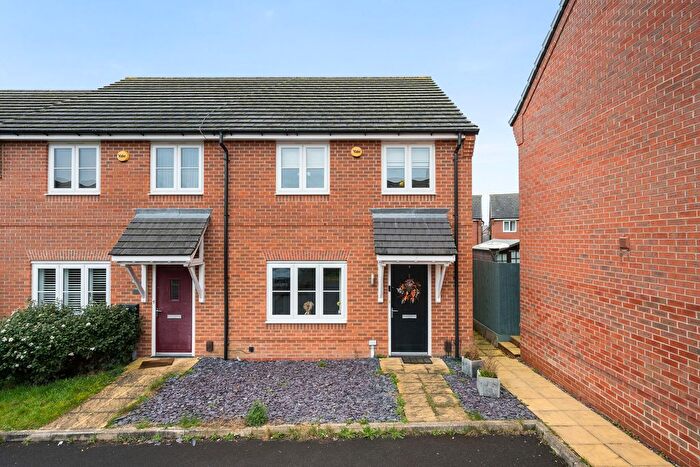 3 Bedroom Terraced House For Sale In Dunmail Close, Worsley, M28