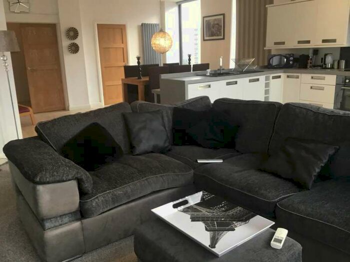 2 Bedroom Apartment To Rent In Bucknall New Road, Stoke-on-trent, ST1