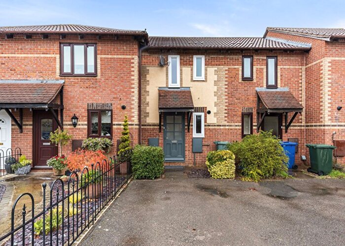 1 Bedroom Terraced House For Sale In The Magnolias, Bicester, OX26
