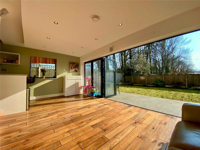 4 Bedroom Detached House For Sale In Westholme Road, Didsbury, Manchester, M20
