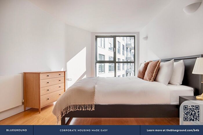 3 Bedroom Flat To Rent In King's Cross, London, N1