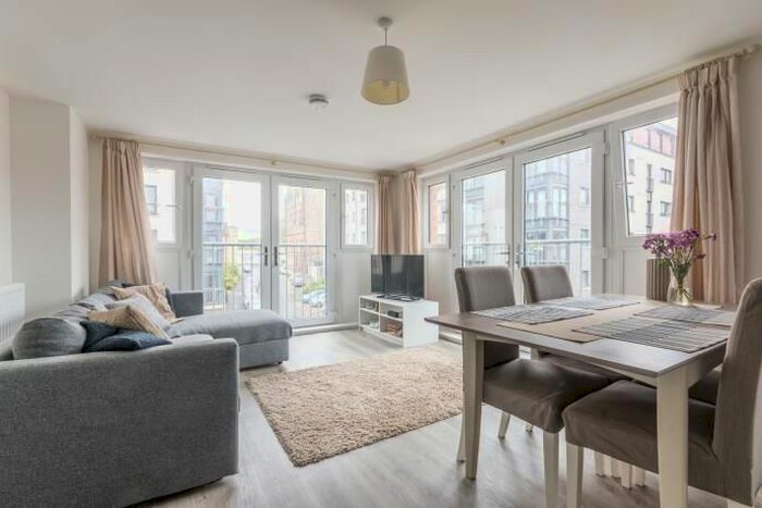 2 Bedroom Flat To Rent In Ashley Place, Edinburgh, EH6