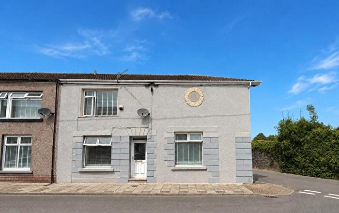 3 Bedroom End Of Terrace House For Sale In Curre Street, CF44