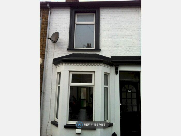 4 Bedroom Terraced House To Rent In Jefferson Road, Sheerness, ME12