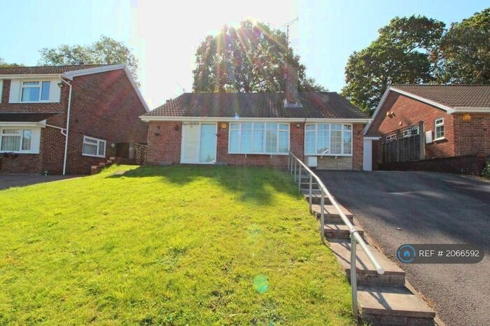 3 Bedroom Bungalow To Rent In Briarwood Drive, Cardiff, CF23