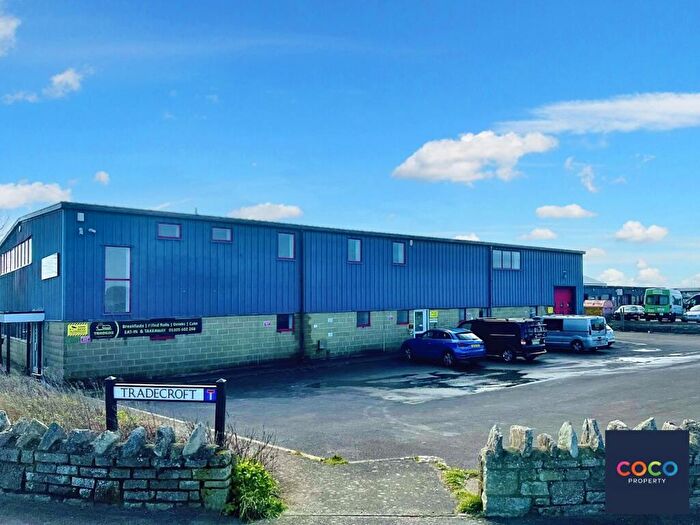 Semi Detached House To Rent In Tradecroft Industrial Estate, Portland, Dorset, DT5