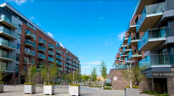 2 Bedroom Flat To Rent In East Station Road, Fletton Quays, Peterborough, PE2