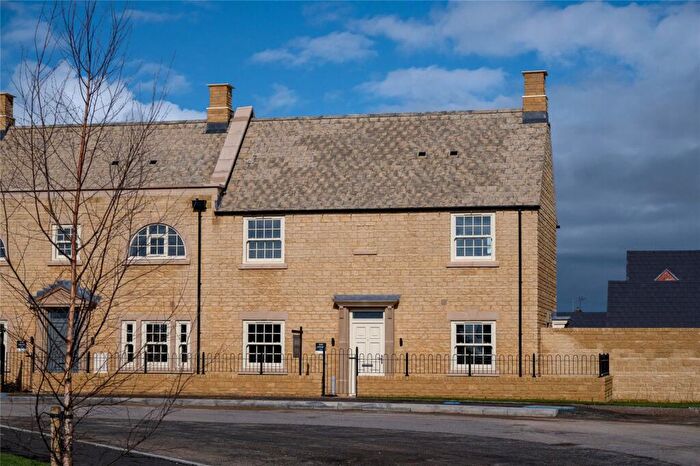 4 Bedroom End Of Terrace House For Sale In Ellenbrook, Stow Road, Moreton-In-Marsh, Gloucestershire, GL56