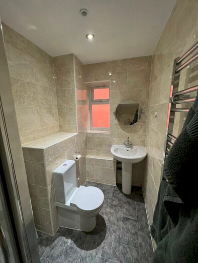6 Bedroom Semi-Detached House To Rent In Old Mill Avenue, Canley, Coventry, CV4