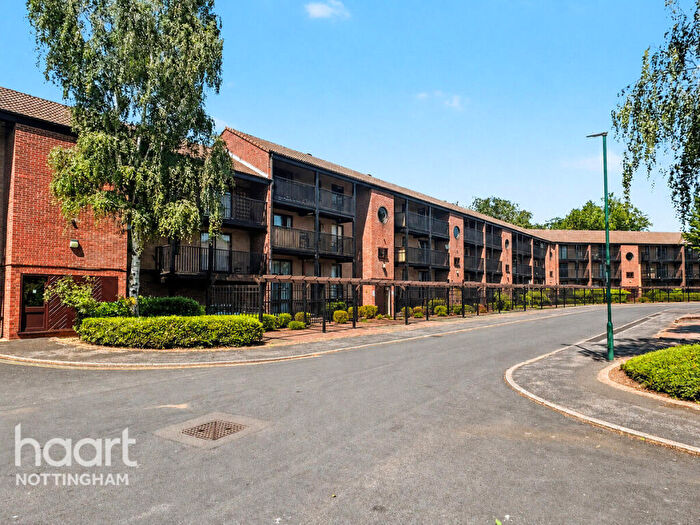 1 Bedroom Apartment For Sale In Castle Gardens, Lenton, NG7