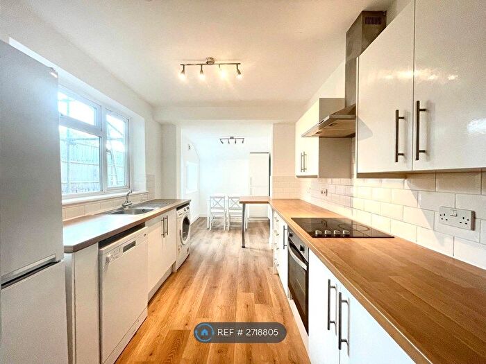 4 Bedroom Terraced House To Rent In Ashley Down Road, Bristol, BS7