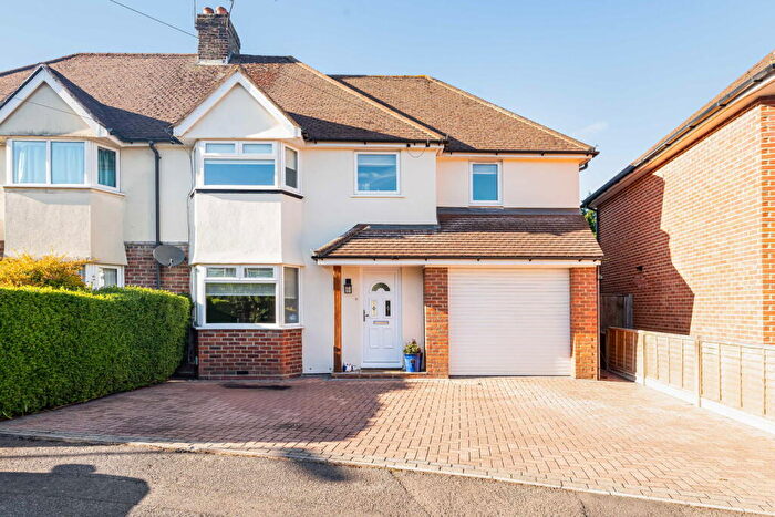 4 Bedroom Semi Detached House For Sale In Hillview Crescent, Guildford, GU2