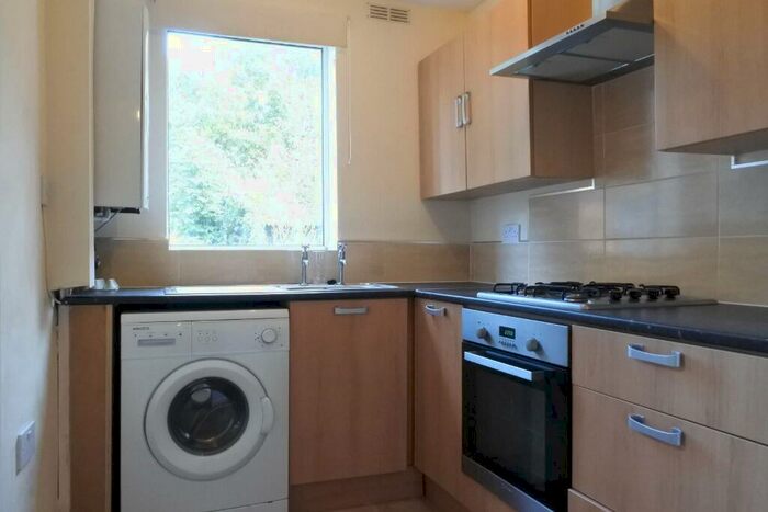 3 Bedroom Terraced House To Rent In Vincent Road, Sheffield, S7