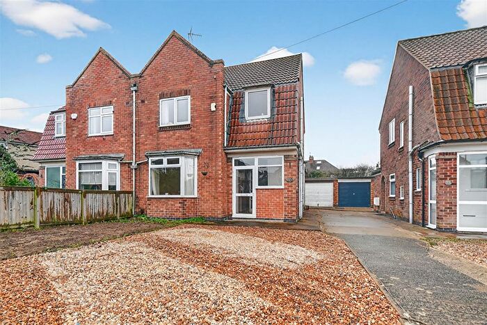 3 Bedroom Semi Detached House For Sale In Byland Avenue, York, YO31
