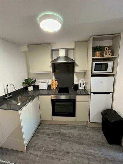 1 Bedroom Private Hall To Rent In Ullswater Road, Lancaster, LA1