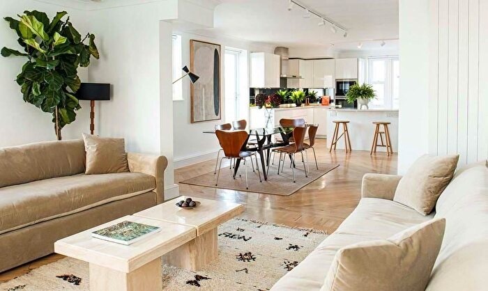 4 Bedroom Property To Rent In Randolph Avenue, London, W9