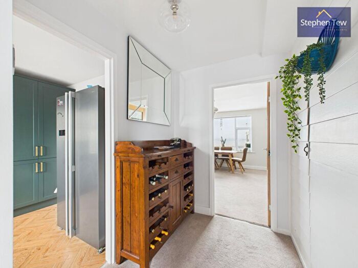 2 Bedroom Flat For Sale In Promenade, Crescent Court Promenade, FY4