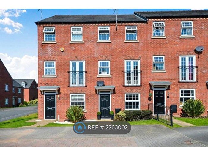 3 Bedroom End Of Terrace House To Rent In Pippin Close, Selston, Nottingham, NG16