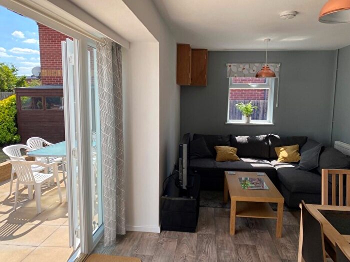 6 Bedroom House To Rent In Abbey Road, Beeston, East Midlands, NG9