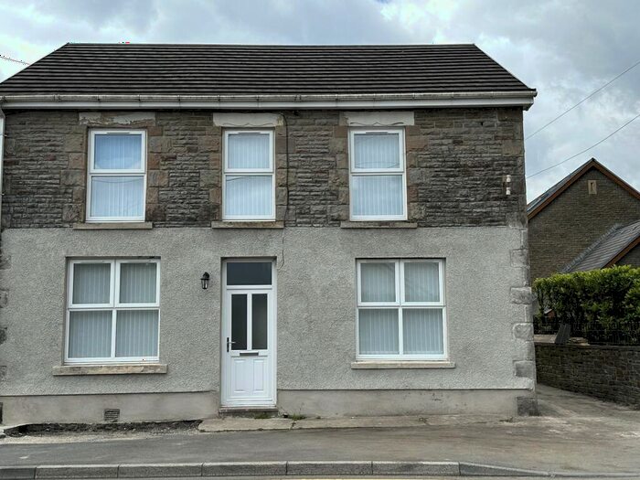 3 Bedroom Detached House To Rent In New Road, Ystradowen, Swansea., SA9