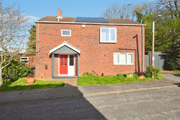 4 Bedroom Detached House For Sale In Highfield, Harlow, CM18