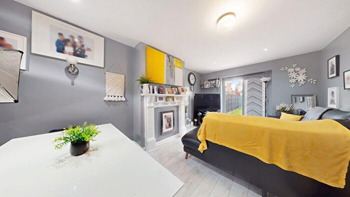 3 Bedroom Terraced House To Rent In Brooks Avenue, London, E6