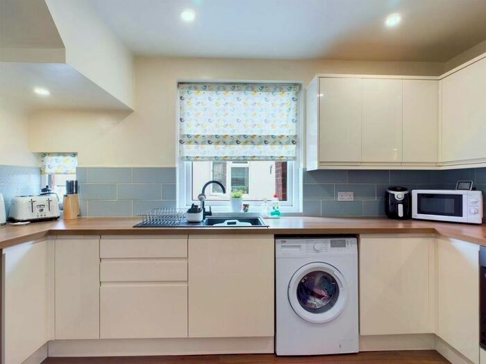 3 Bedroom Semi-Detached House To Rent In Harrison Road, Fulwood, PR2